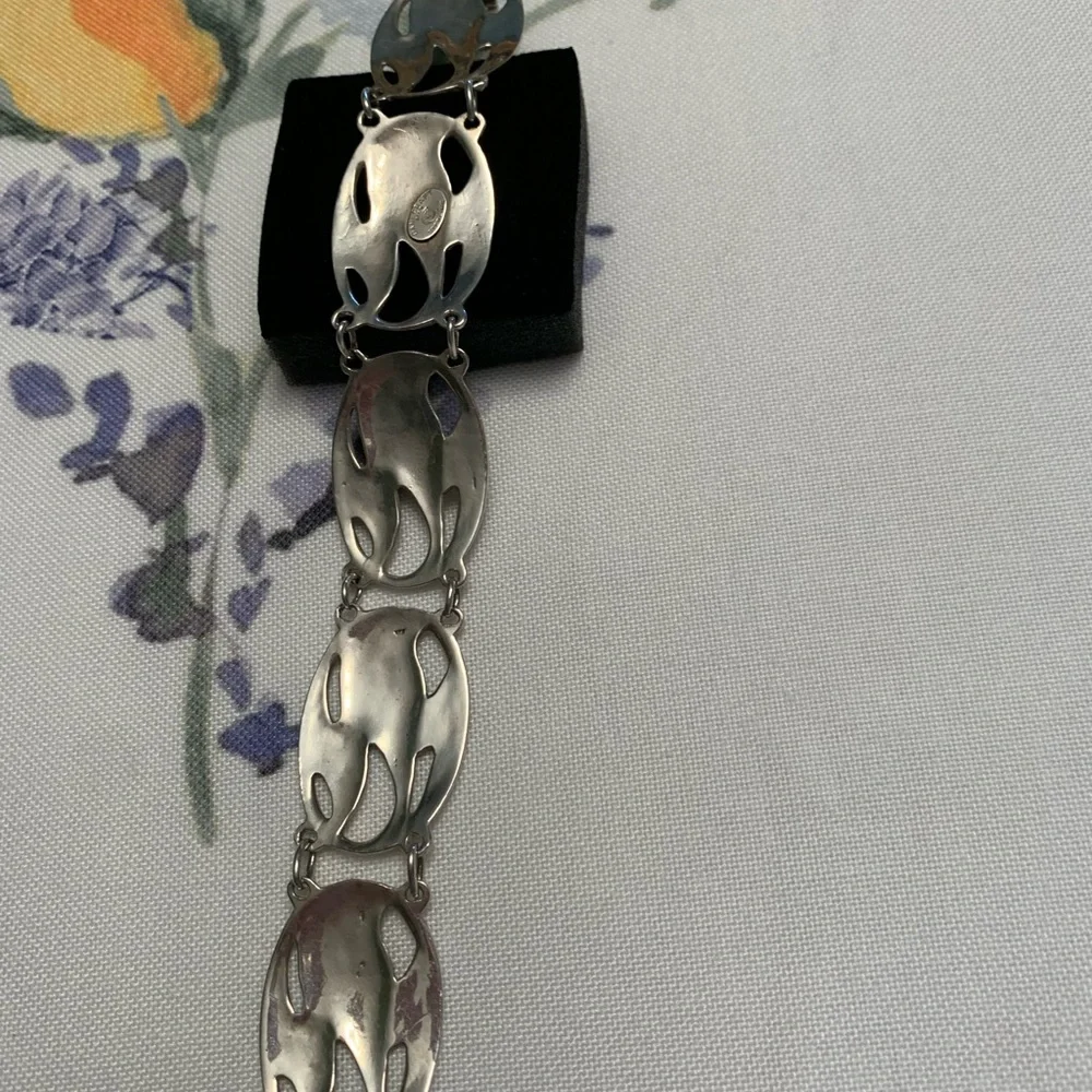 Vintage sterling silver oxidized, Danecraft Calla Lily link bracelet - Picture 2 of 3